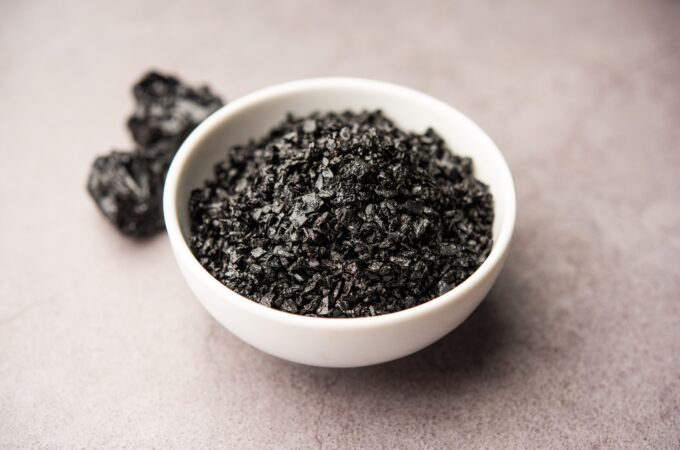 Herbs That Heal: Shilajit - The Hormone Regulator - The Holistic Highway -Ayurveda