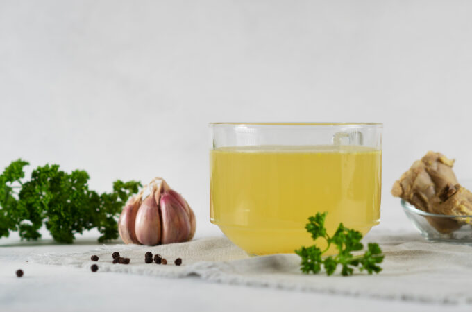 Meals That Heal - Turkey Bone Broth - The Holistic Highway