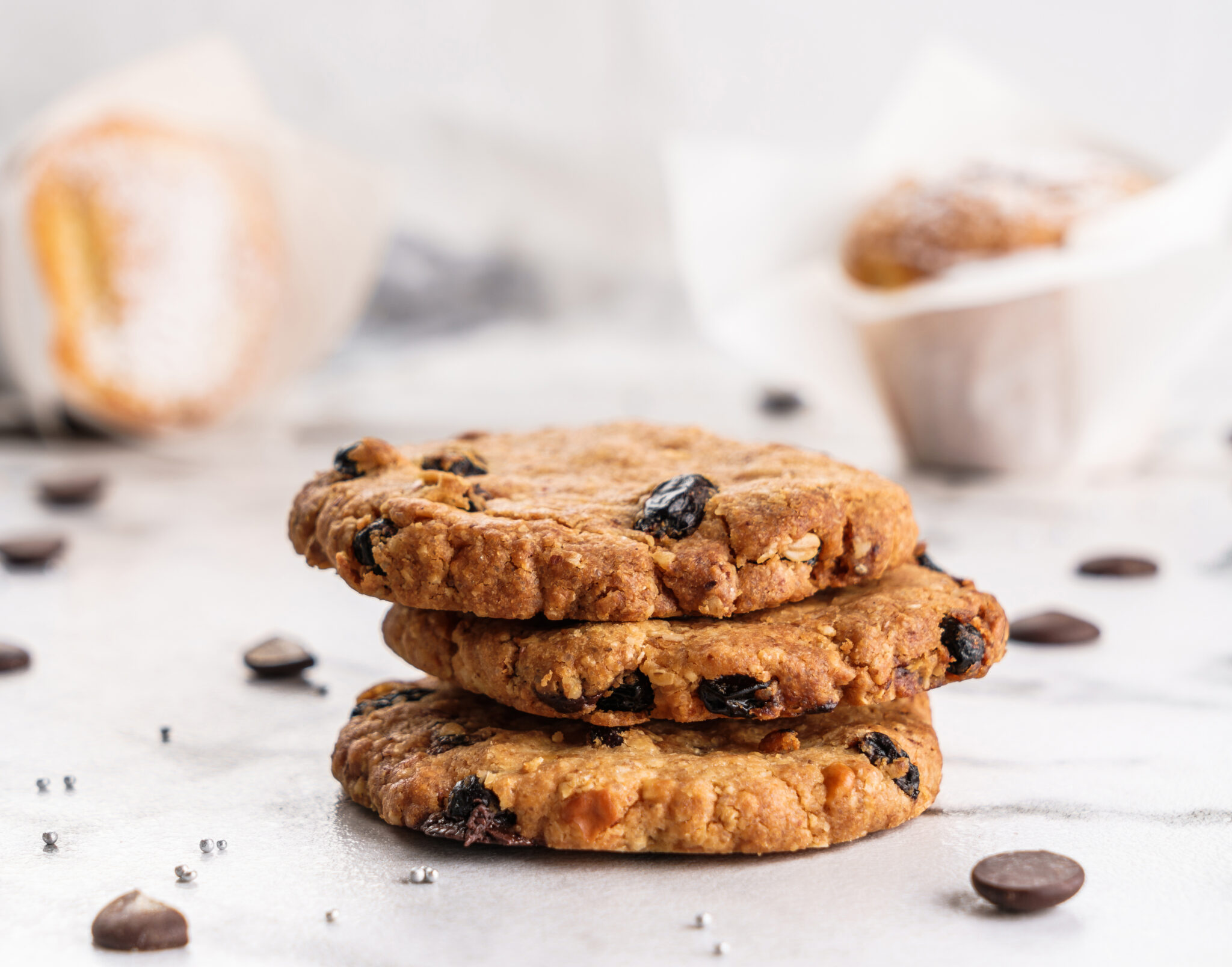 Meals That Heal - Heart Healthy Vegan Oatmeal Chocolate Chip Cookies - The Holistic Highway